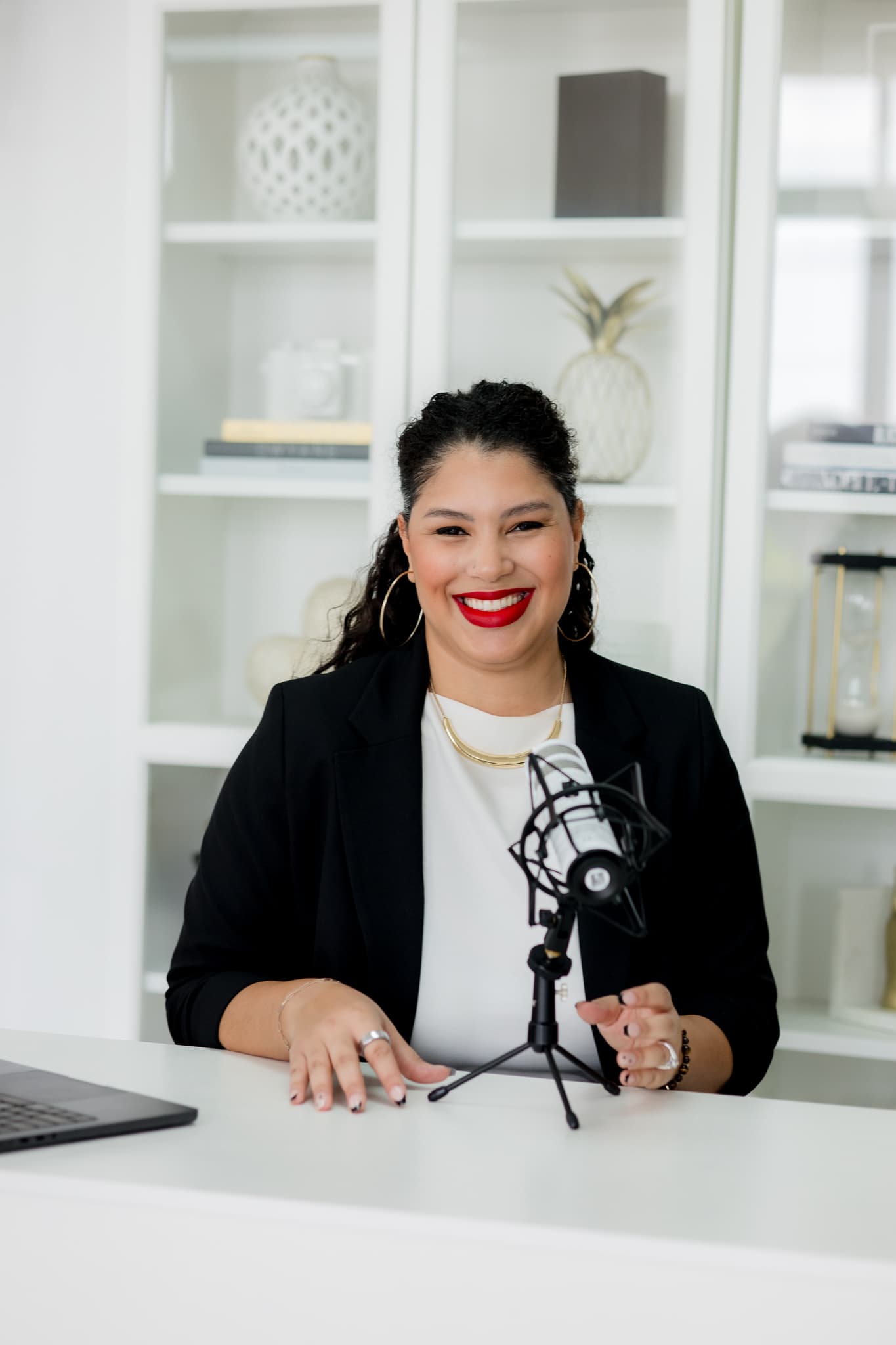 Heidy De La Cruz - About Photo